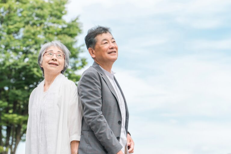 高齢者が「健康寿命」を延ばすための方法とその効果 - 「キャリア65」コラム