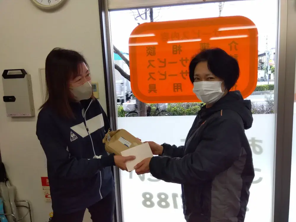 お歳暮　ヘルパーさんへお米プレゼント
